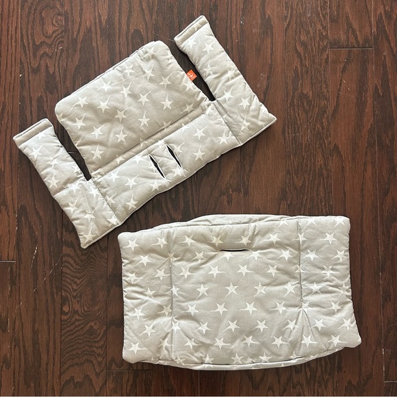 Stokke Tripp Trapp Classic Cushion Gray with White Stars – Unisex Baby - Picture 1 of 5